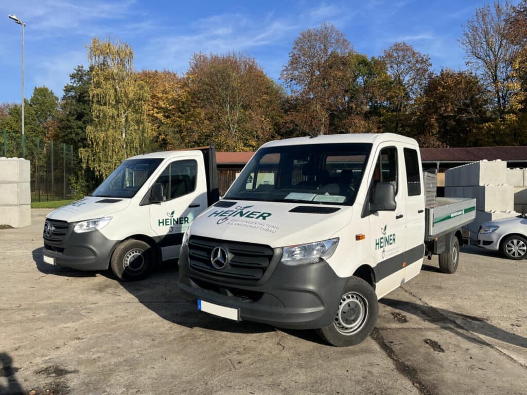 Detailansicht einer Transporter-Fahrzeugbeschriftung in Cottbus HEINER Gartenbau